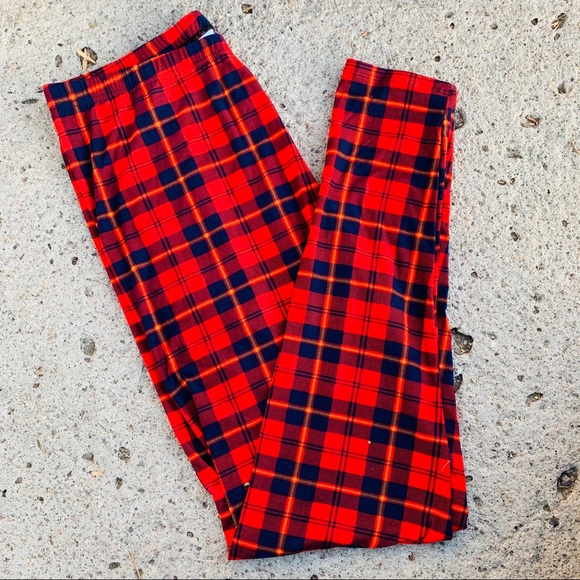 Red Christmas Plaid Leggings - Picture 1 of 3